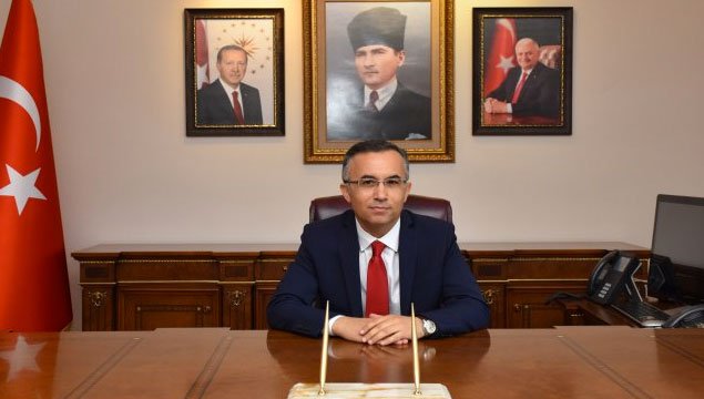 RİZE VALİSİ KEMAL ÇEBER’İN 10 OCAK ÇALIŞAN GAZETECİLER GÜNÜ MESAJI