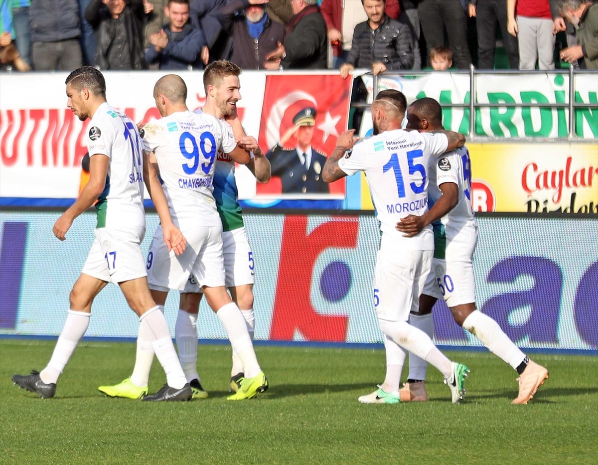 Ç.RİZESPOR AKHİSARI EVİNDE 3-1 MAĞLUP ETTİ