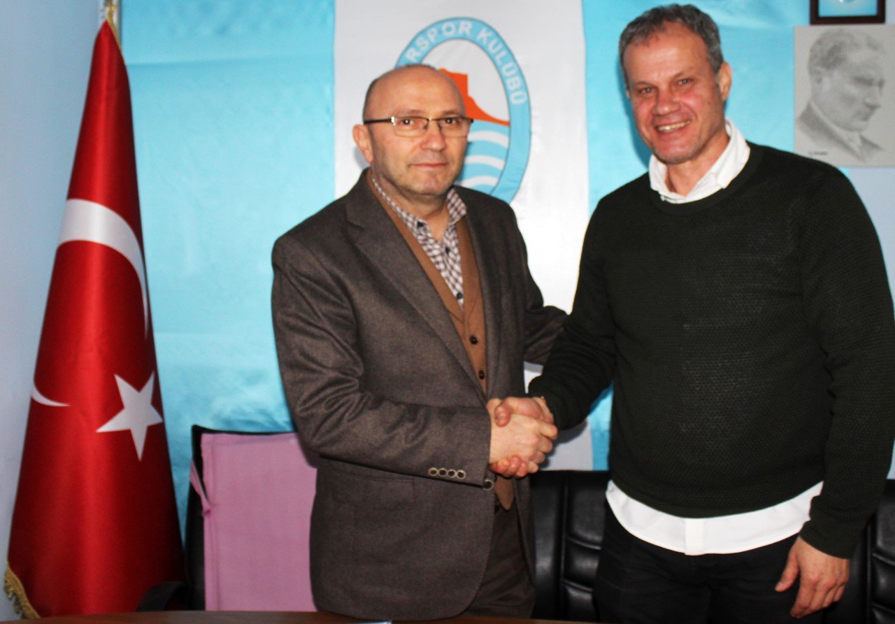 PAZARSPOR'A YENİ TEKNİK EKİP