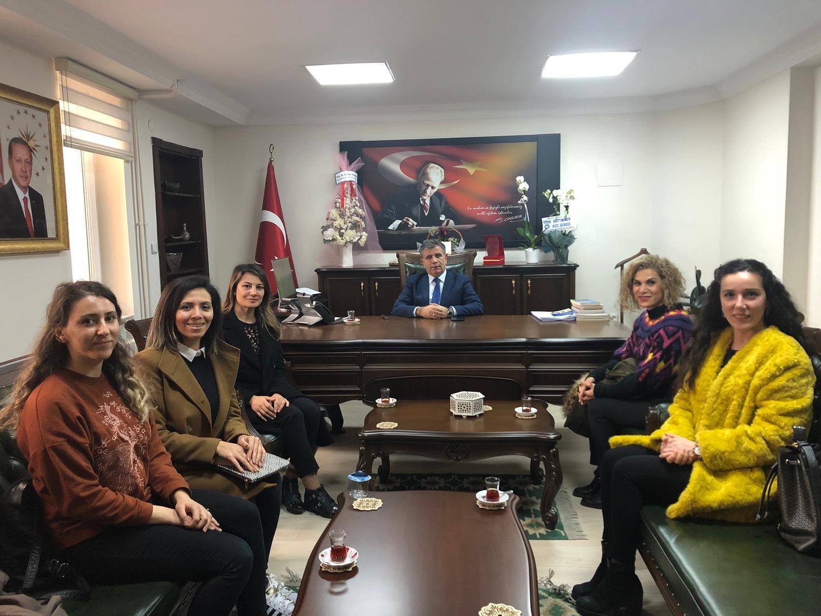 TÜRK EĞİTİM SEN RİZE ŞUBESİ KADIN KOMİSYONU, İL MİLLİ EĞİTİM MÜDÜRÜ SAYIN YAŞAR KOÇAK İLE GÖRÜŞTÜ