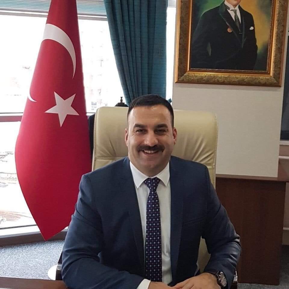 Rize Gençlik Spor İl Müdürü Sporcu Gençlerle İç İçe Olmaya Devam Ediyor