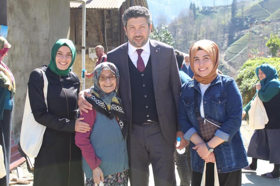 ÖZER, GÜNEYSU İÇİN KALICI PROJELER GELİŞTİRİYORUZ
