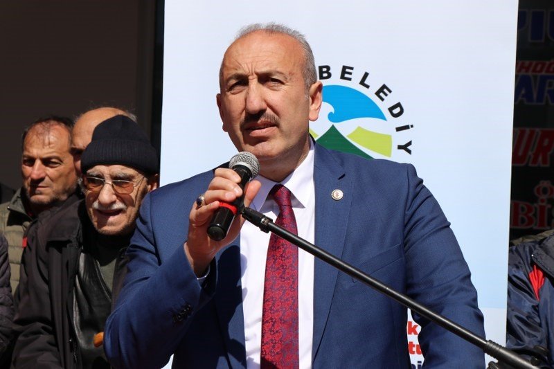 Ardeşen Belediyesi İmalatı Tamamlanan Dokuz Projenin Açılışını Yaptı