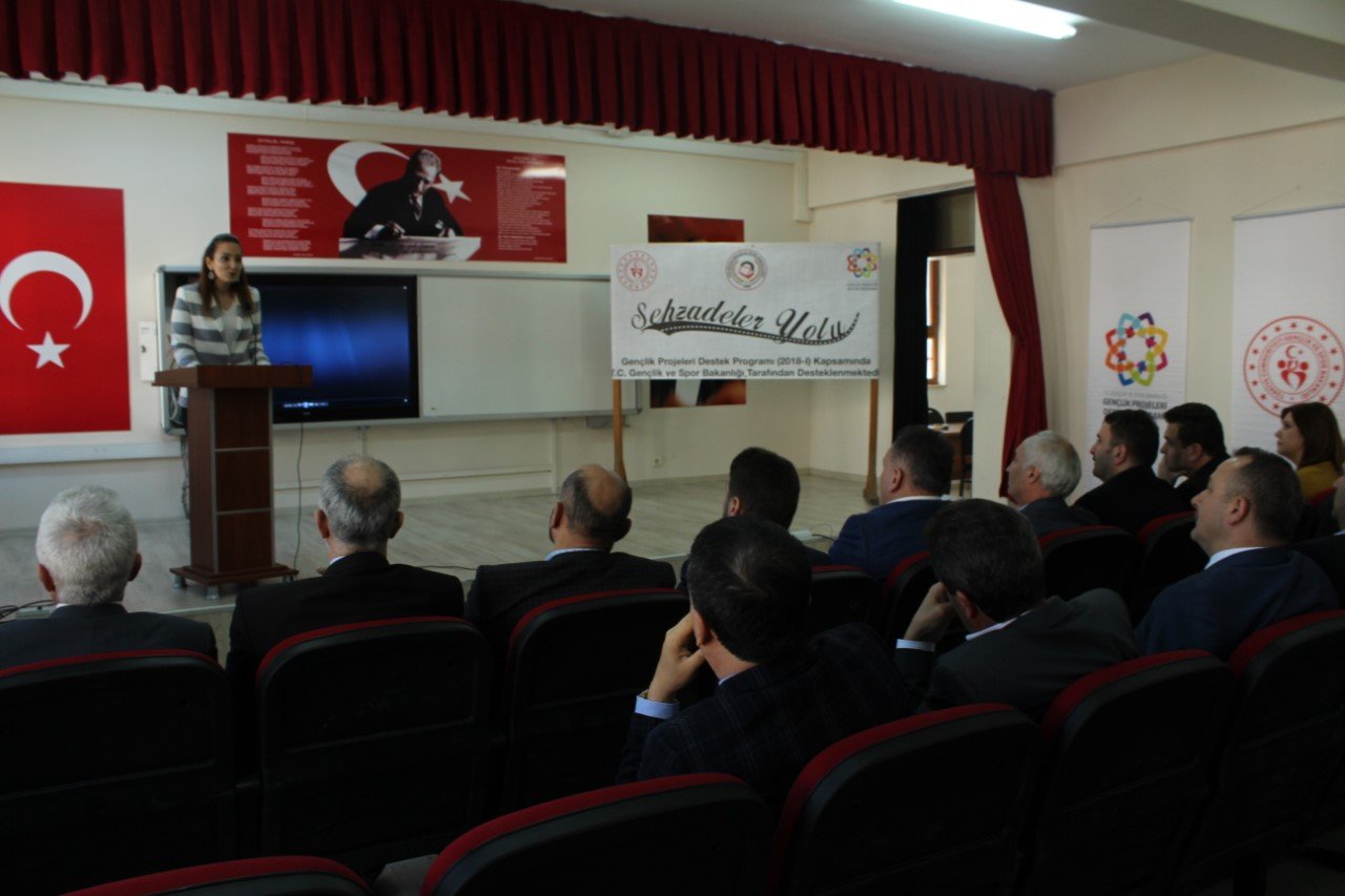 ŞEHZADELER YOLU PROJESİ TANITIM TOPLANTISI YAPILDI