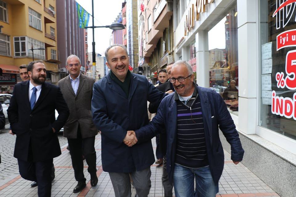 RİZE AÇIK ARA FARKLA RAHMİ METİN DEDİ