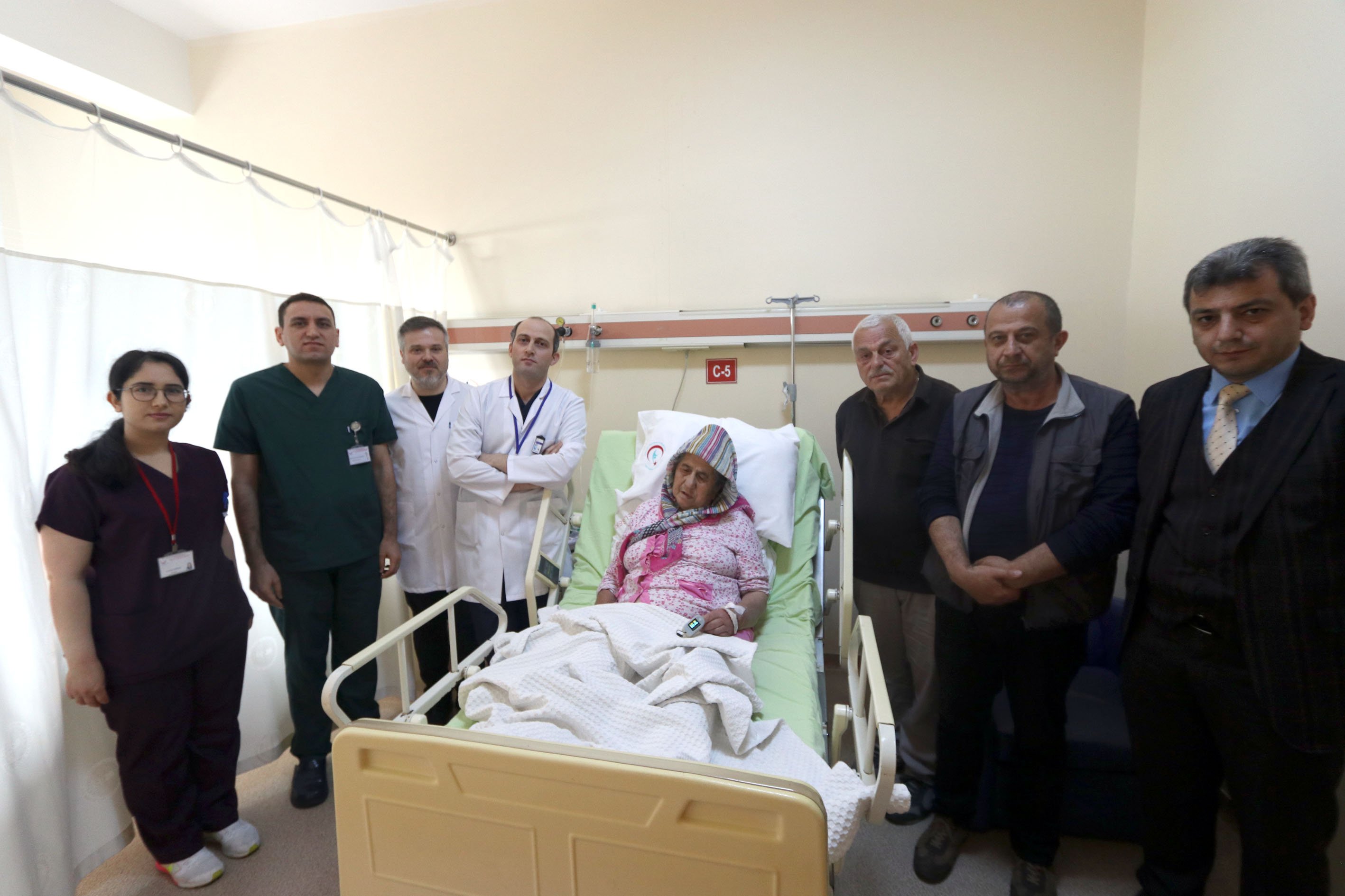 Rizede Beyin felci geçiren iki hasta "trombektomi" yöntemiyle sağlığına kavuştu