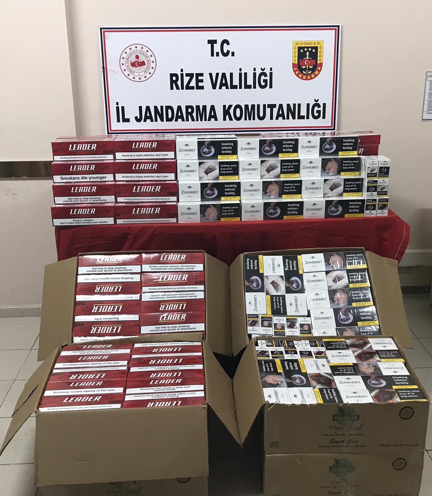 Çay kolileri içinde gümrük kaçağı sigara ele geçirildi