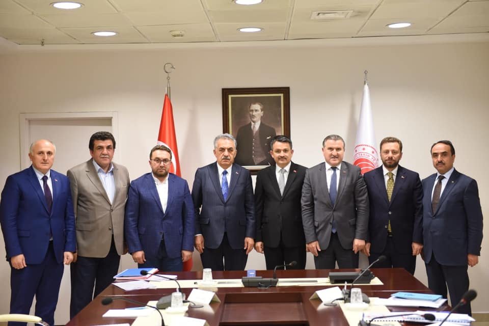 YAŞ ÇAY FİYATI 16 MAYIS'TA AÇIKLANIYOR