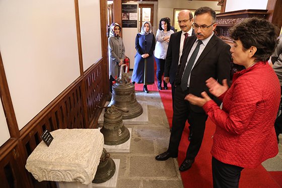Vali Çeber'den Rize Müzesine ziyaret