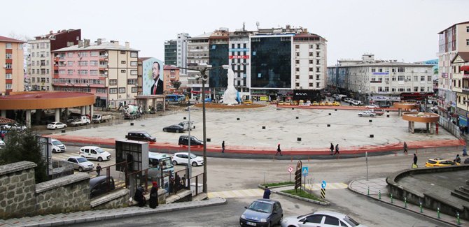 Başkan Rahmi Metin Meydan Projesiyle İlgili Bilgi Verdi