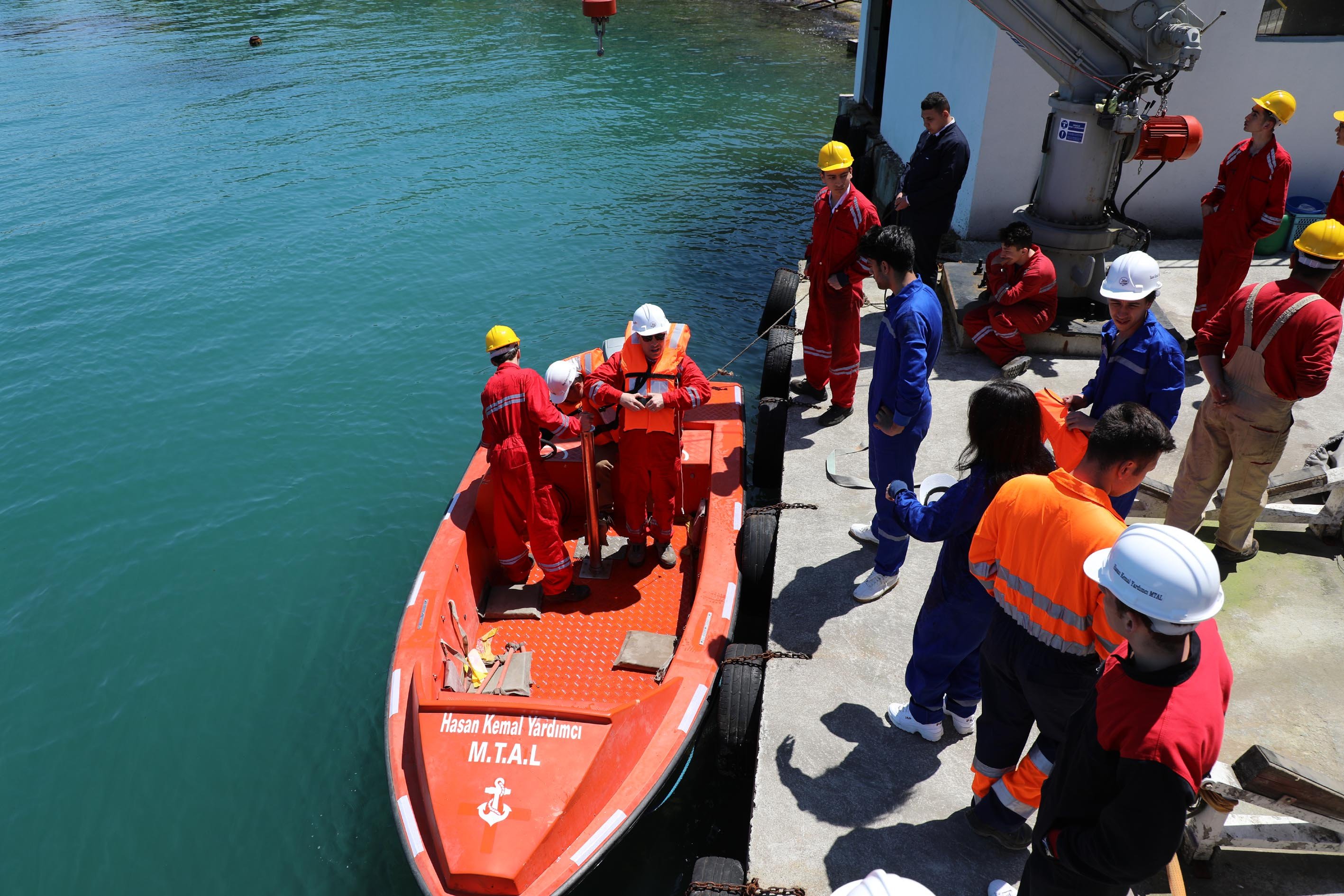 ALTIN FIRSAT KAPISI: MESLEK LİSELERİ