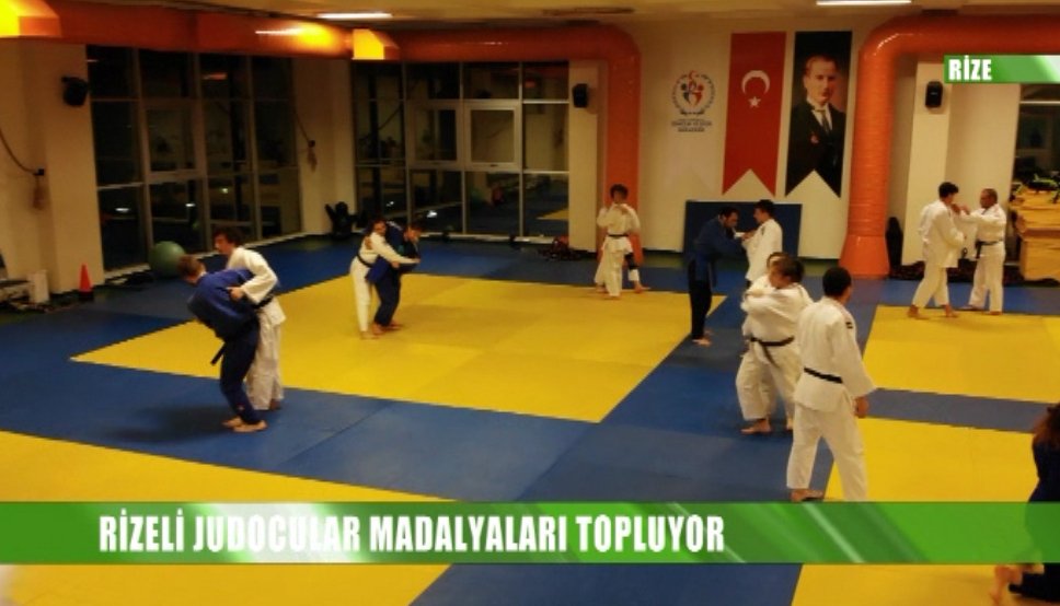 RİZELİ JUDOCULAR MADALYALARI TOPLUYOR