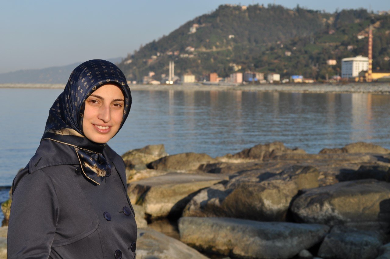 Rizeli Yazar Banu Kopuz Algül'ün Başarı Hikâyesi