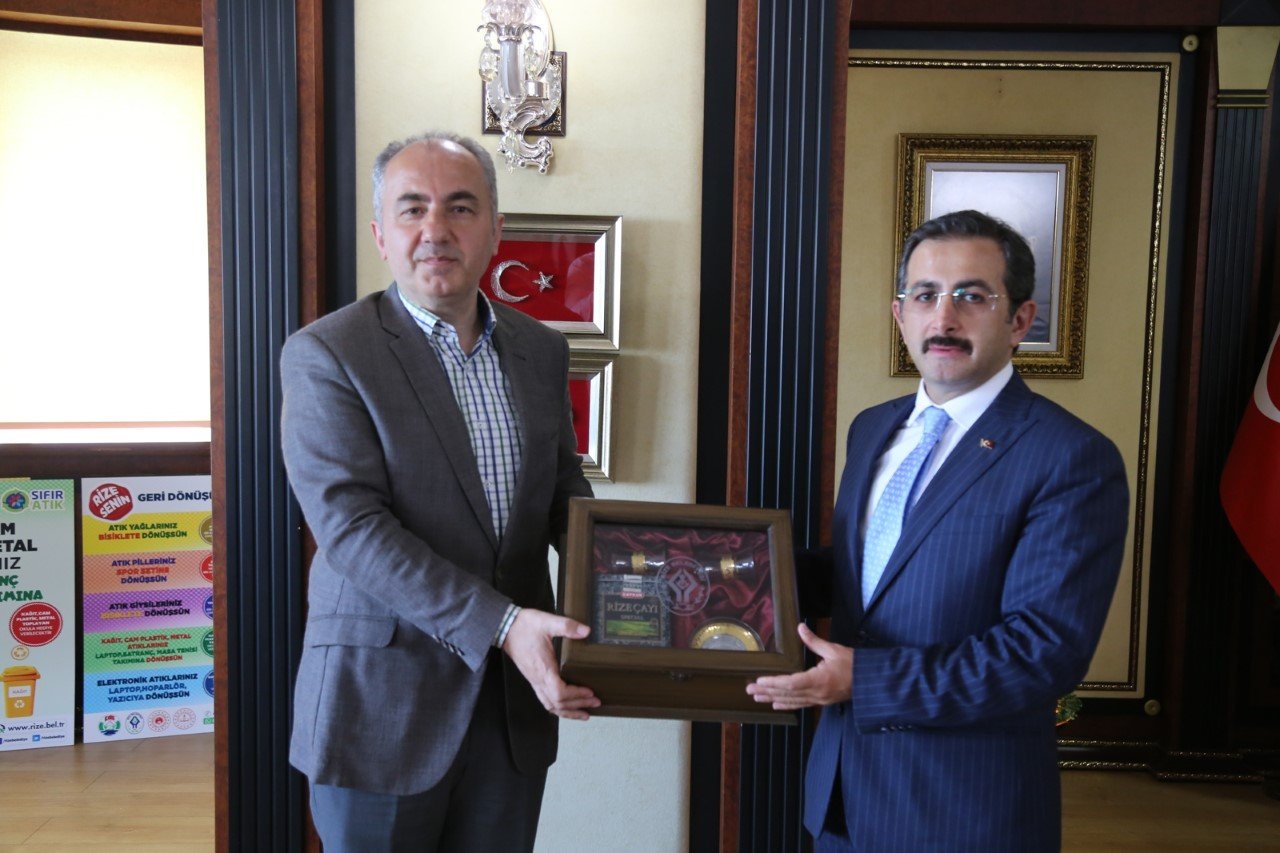 TARIM VE ORMAN BAKAN YARDIMCISI AKSU’DAN BAŞKAN METİN’E ZİYARET