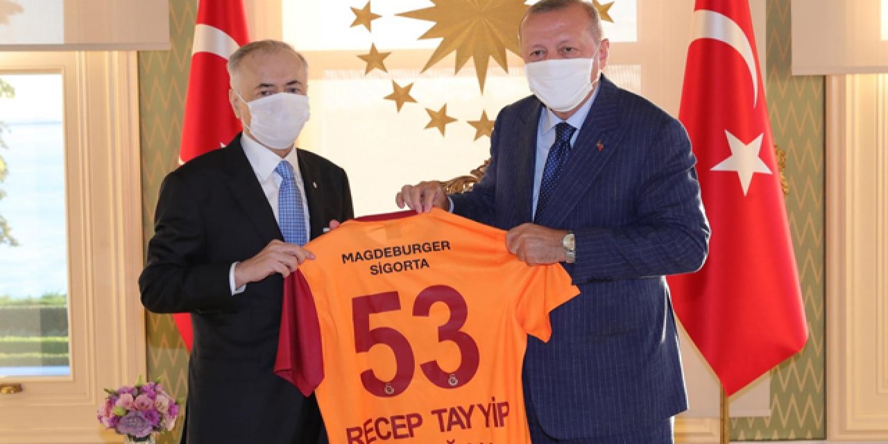 Galatasaray Başkanı Cengiz, Cumhurbaşkanı Erdoğan'ı Ziyaret Etti