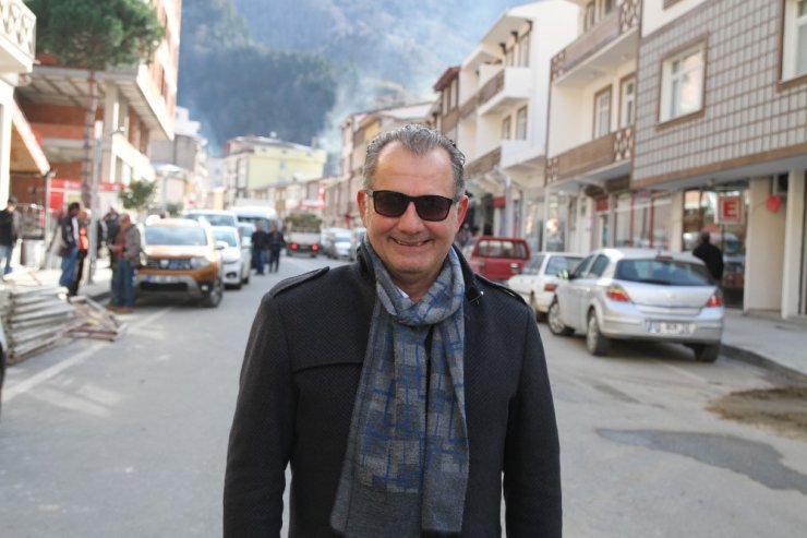 Karagöz, "Belediyeler Ağlama Makamı Değil"