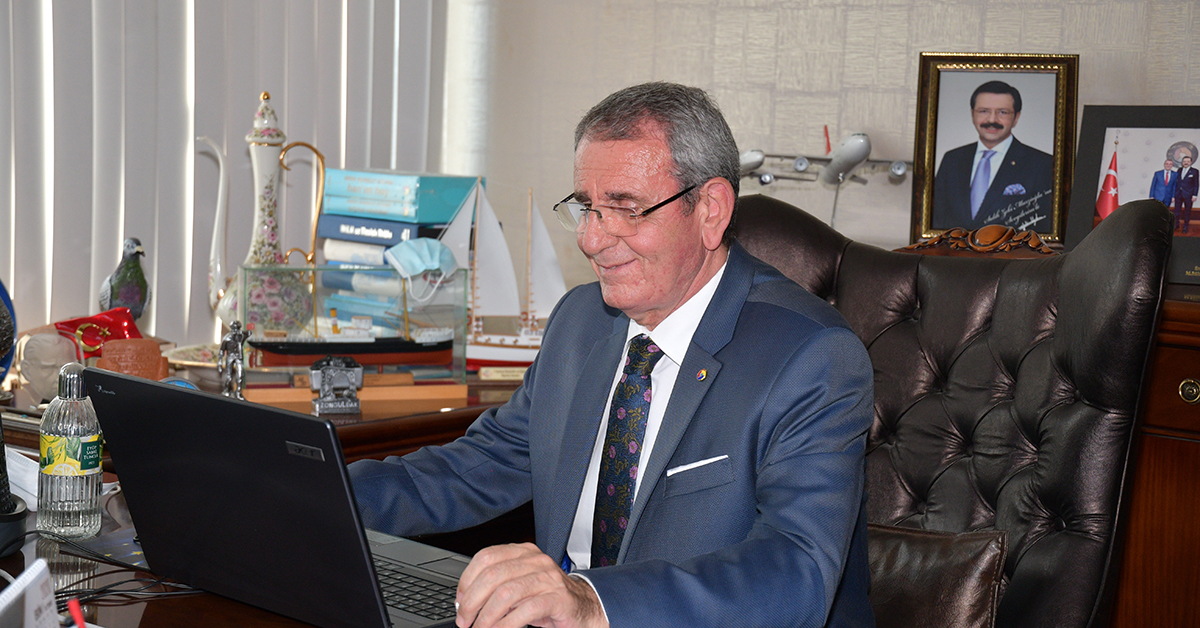 Murzioğlu, 'Sağlıkçılarımıza Minnet Borçluyuz'