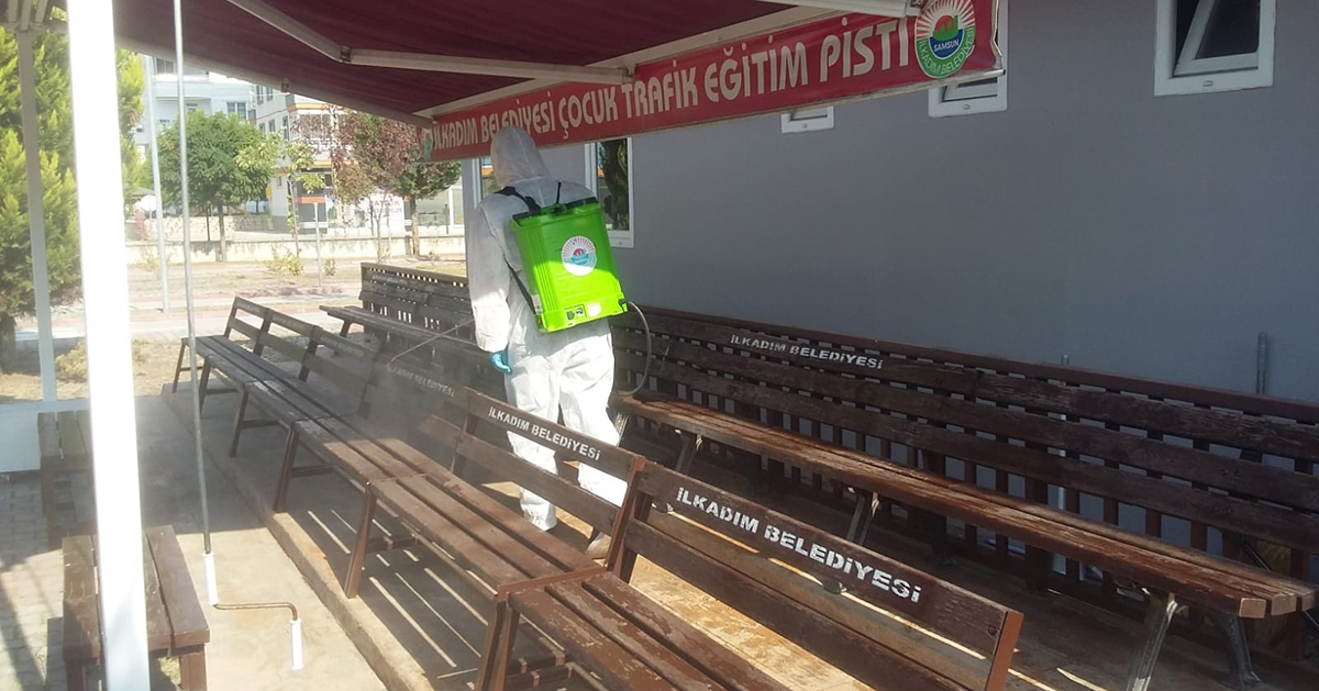 Mobil Dezenfekte Ekipleri Koronavirüsüyle Mücadeleyi Sürdürüyor