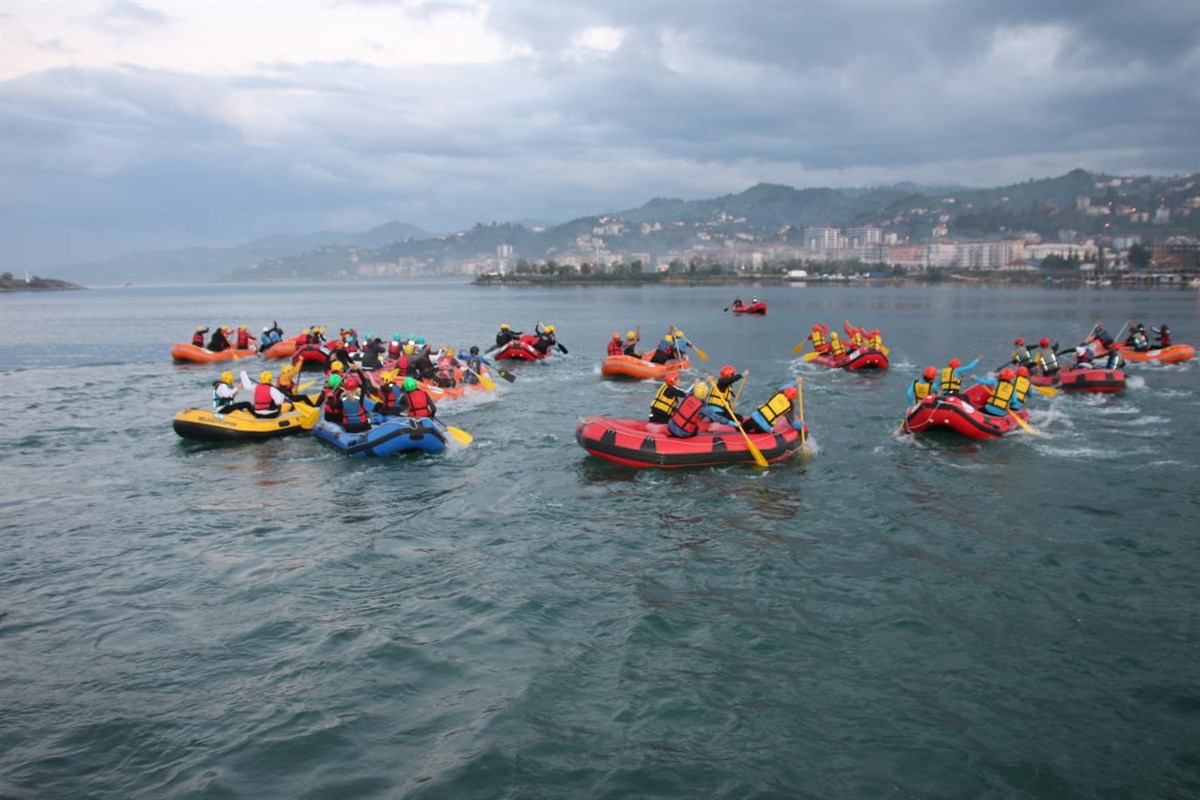 Türkiye Rafting Federasyonu Gelişim Kampı Ardeşen’de Başladı