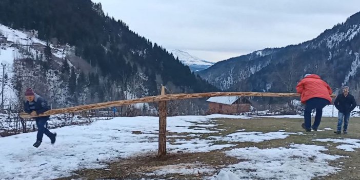 Artvin’de unutulmaya yüz tutmuş ‘Koçivara’ oyunu yeniden oynanmaya başlandı