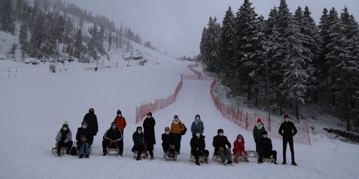 Artvin Atabarı Kayak Merkezi'nde kayak sezonu açıldı