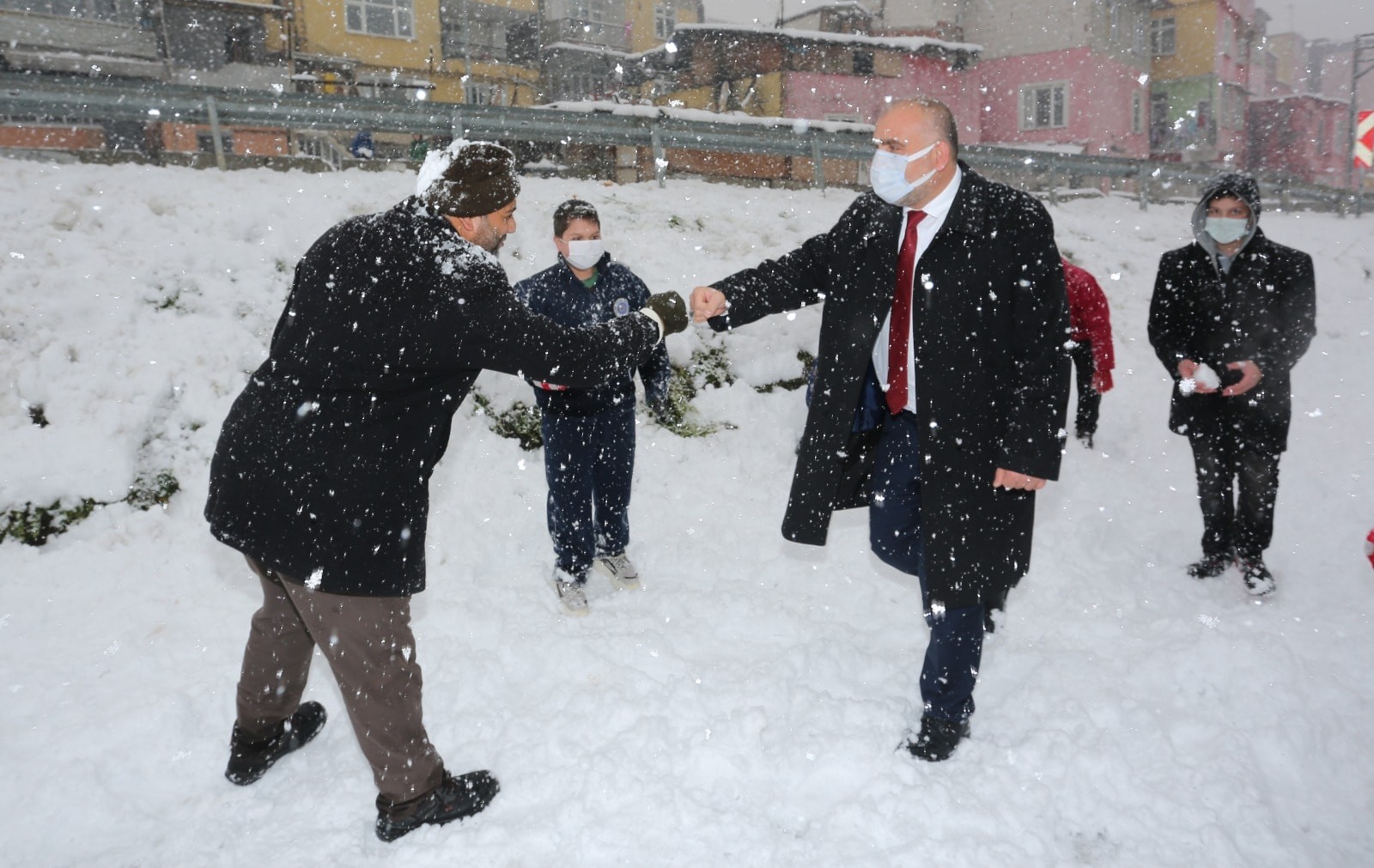 Sandıkçı: “Günün her saati vatandaşın hizmetindeyiz”