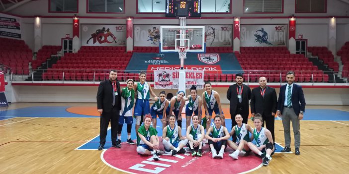 RİZE BELEDİYESPOR KADIN BASKETBOL TAKIMI GALİBİYET SERİSİNE DEVAM EDİYOR