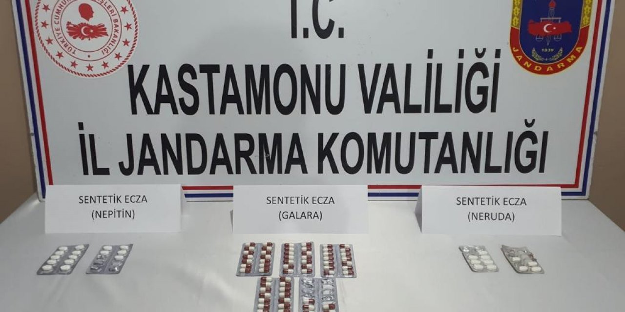Motosiklet Koltuğundan 87 Uyuşturucu Hap Çıktı