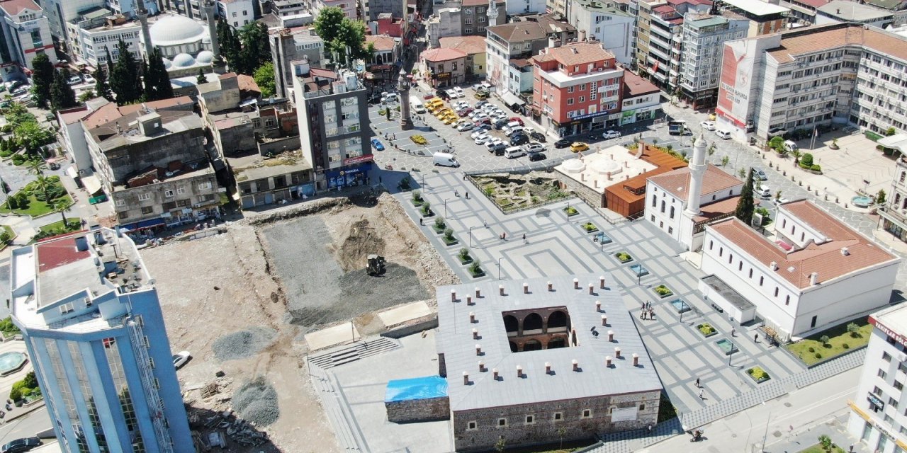 Tarihle Buluşma Noktası: Saathane