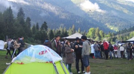 Gençlik Kampında Hes`lere Dikkat Çekildi