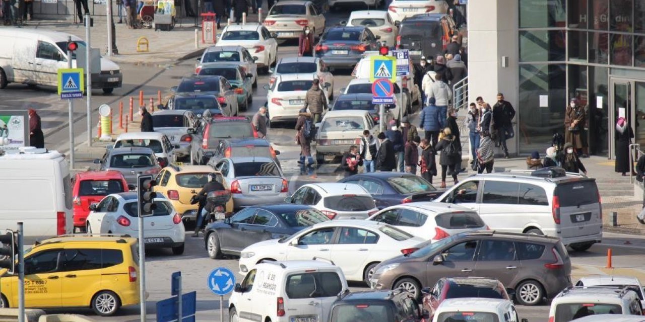 Samsun’da Motorlu Kara Taşıt Sayısı Bir Yılda 21 Bin 502 Adet Arttı