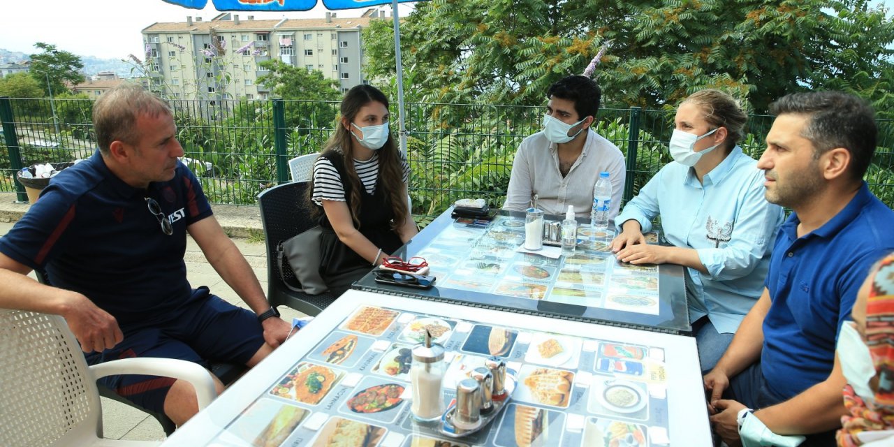 Avcı, Mustafa Reşit Akçay’ın Ailesini Ziyaret Etti