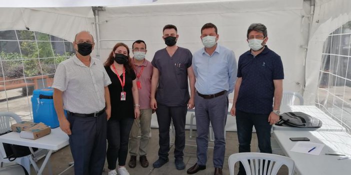 Kaymakam Tolga Toğan, Ortahisar’da Kovid-19 Aşı Çadırlarını Denetledi
