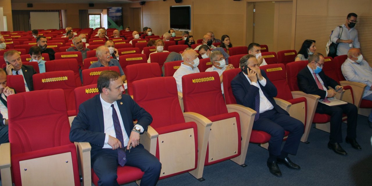 Chp Ekonomi Masası Heyeti Giresun’da İş Adamlarıyla Bir Araya Geldi