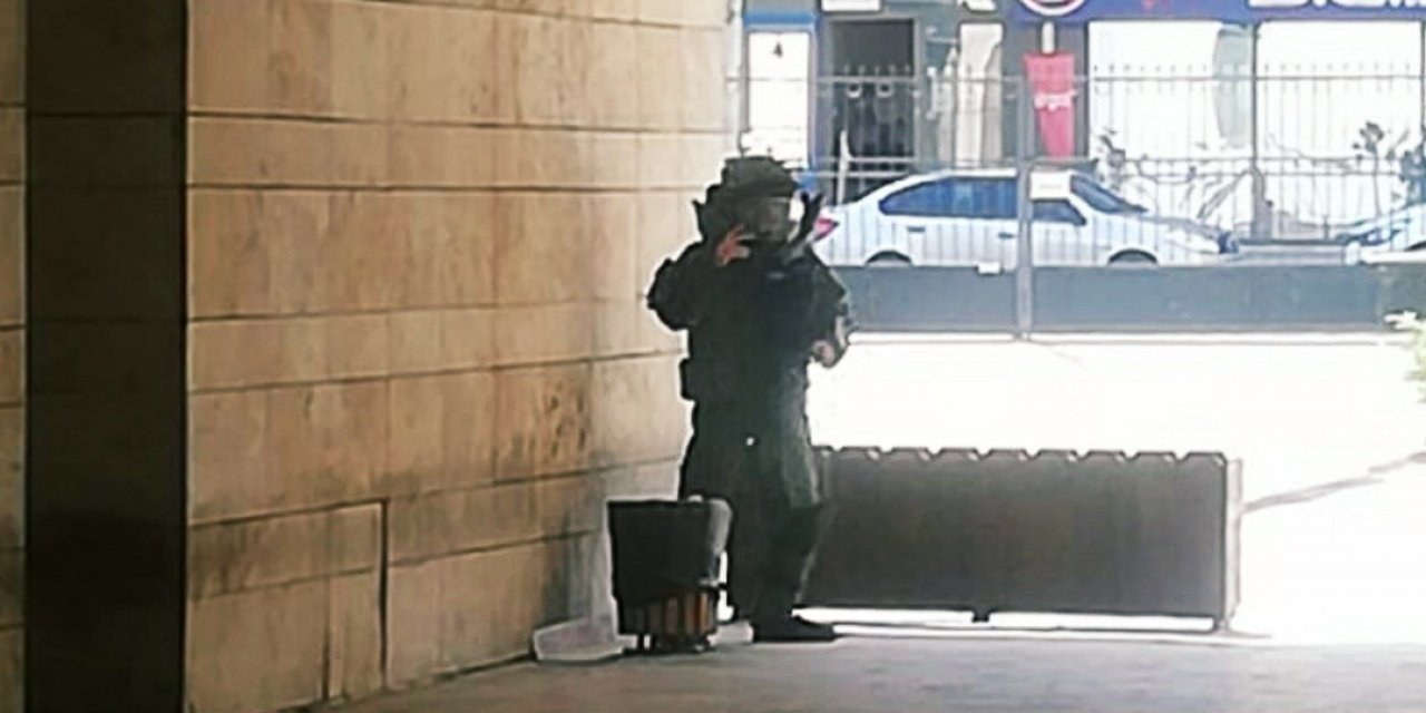 Adliye Önündeki Şüpheli Çanta Fünye İle Patlatıldı