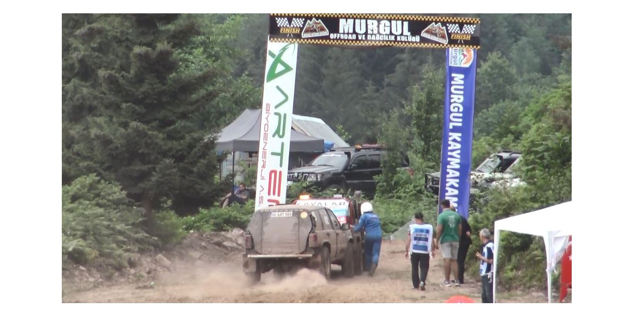 Artvin’de Off Road Yarışları Nefes Kesti