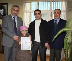 Nisa Nur 6 Yaşında Hafız Oldu