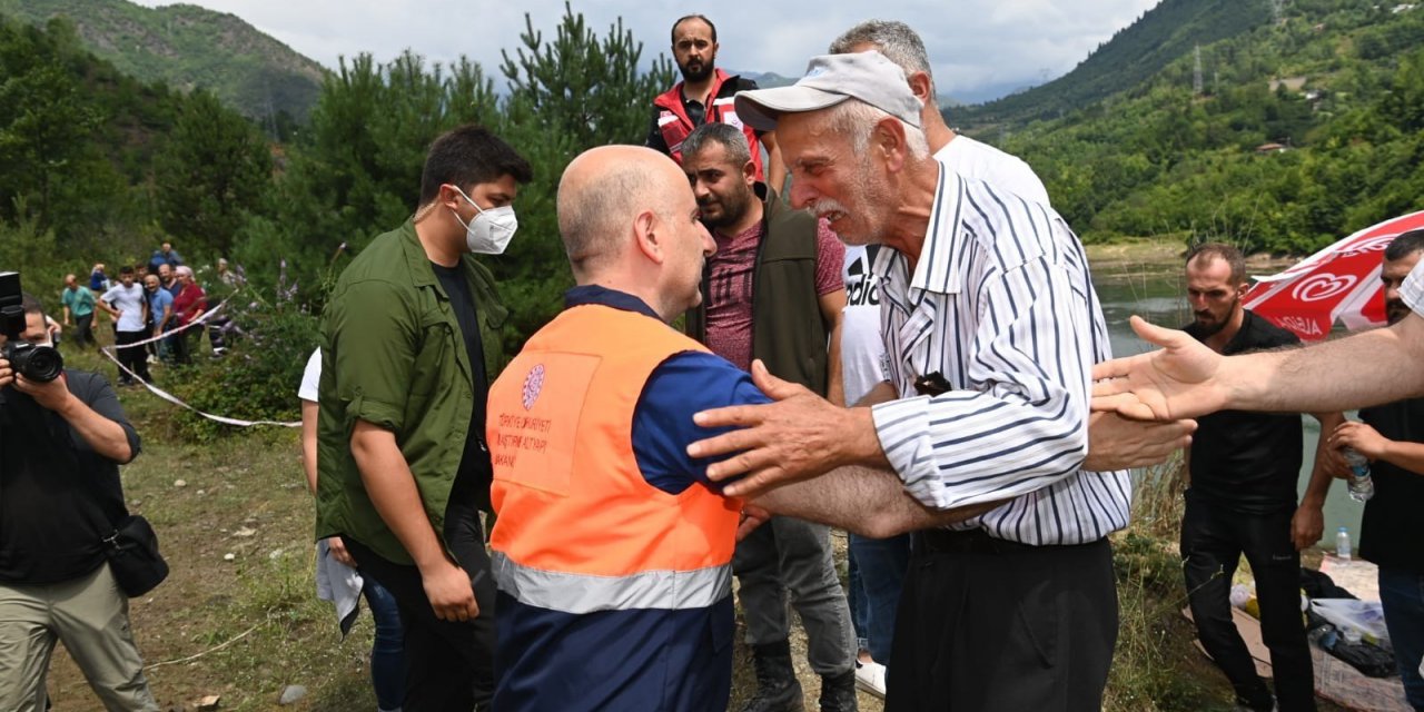 Bakan Karaismailoğlu: "oluşan Hasarları Kısa Zamanda Ortadan Kaldıracağız"