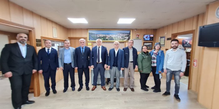 Rize Deva Partisi Rize Esnaf ve Sanatkarlar Odaları Birliği'ne Ziyaret Etti