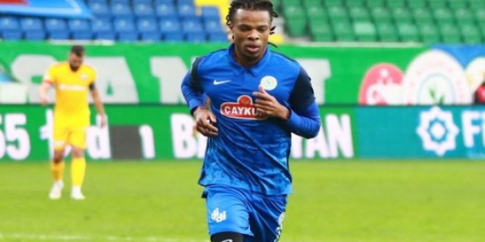 Ç.Rizespor Loic Remy'in Ayrıldı Haberlerine Yalanlama