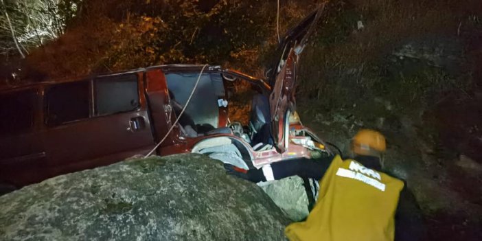 HABER ALINAMAYAN ADAM DEREYE UÇAN ARACININ İÇİNDE ÖLÜ BULUNDU