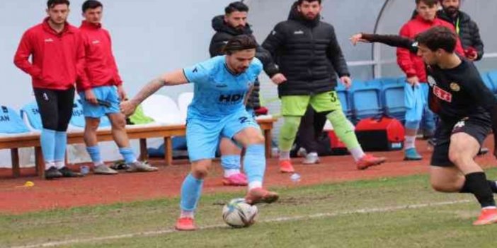 Pazarspor Kendi Evinde Eskişehirspor'u Mağlup Etti