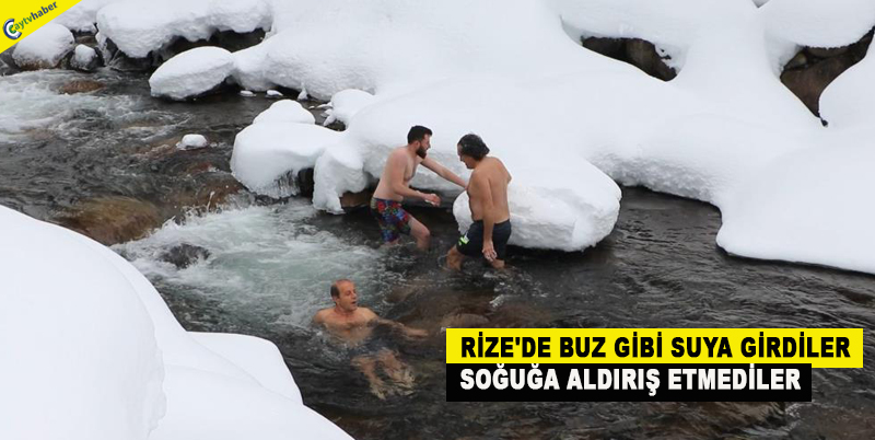 RİZE'DE BUZ GİBİ SUYA GİRDİLER , SOĞUĞA ALDIRIŞ ETMEDİLER