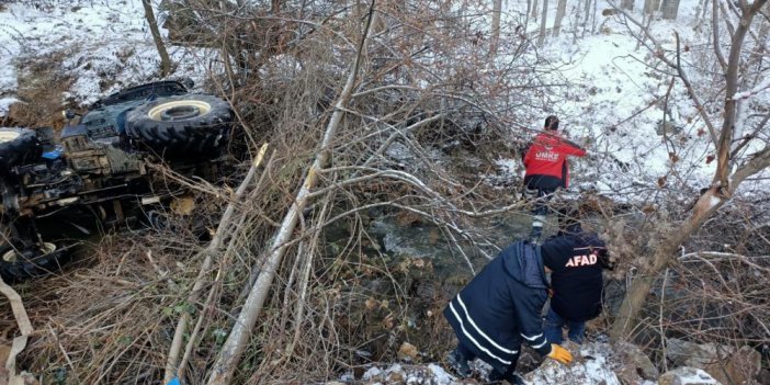 TORUNLARINI OKUL SERVİSİNE GÖTÜREN DEDE KAZA YAPTI , DEDE VEFAT ETTİ TORUNLARI YARA ALMADAN KURTULDU