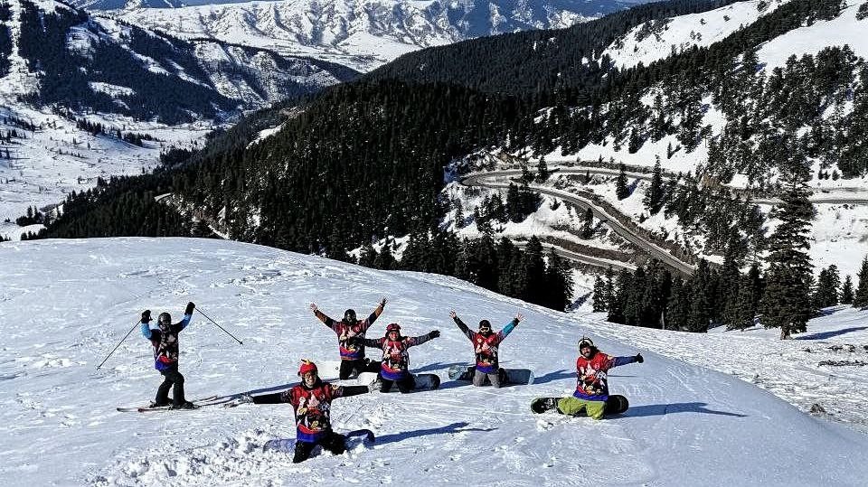 Sahara Milli Parkı Snowboard tutkunlarına ev sahipliği yaptı