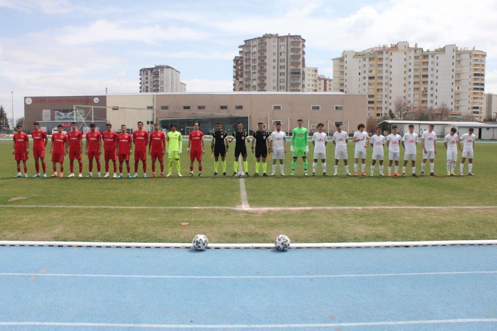 Rizespor U19'DA KAYSERİ İLE 1-1 BERABERE KALDI