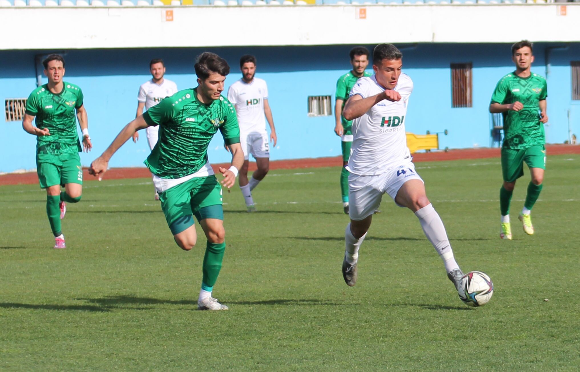 Pazarspor evinde Akhisarla berabere kaldı