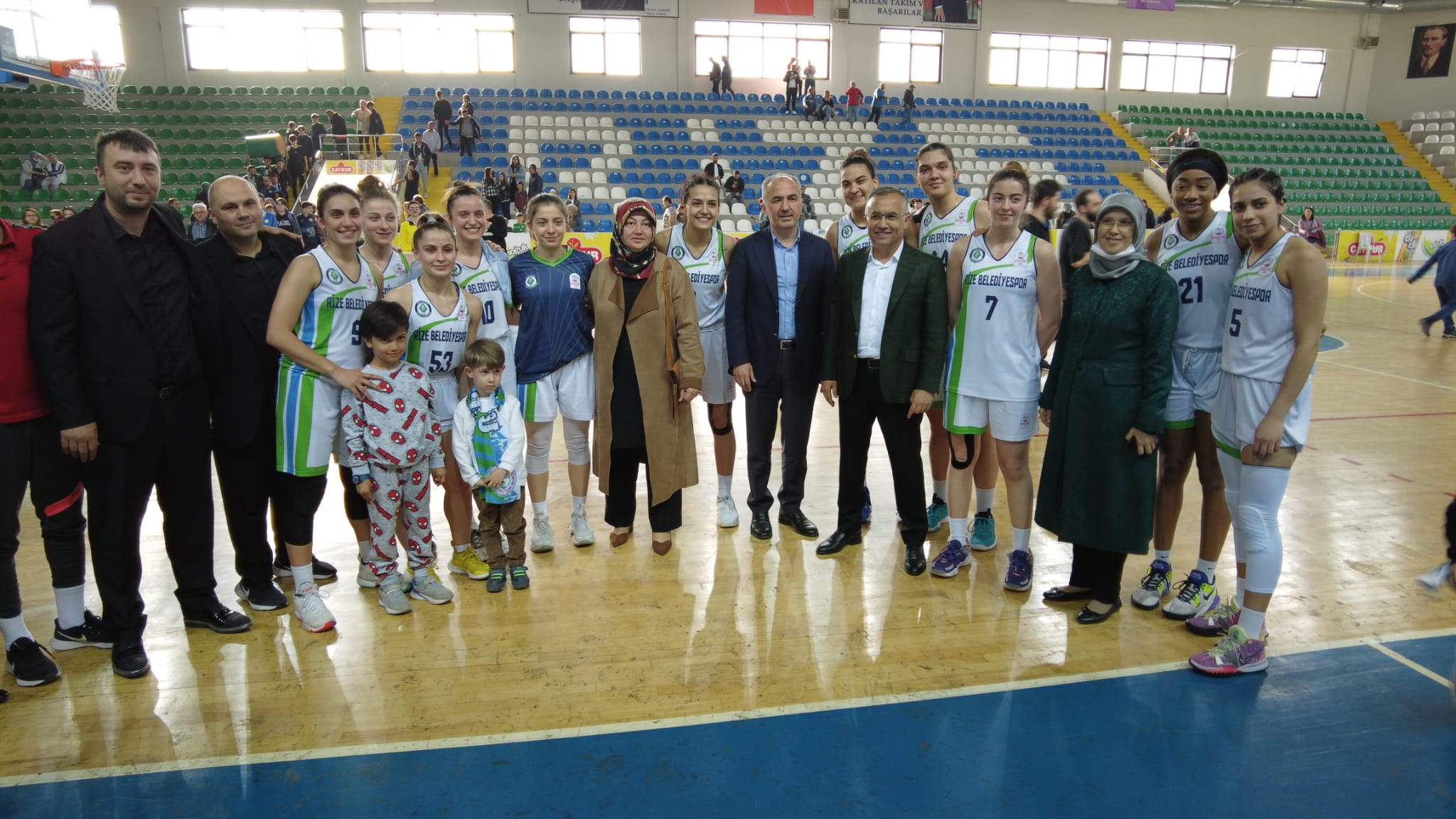 Rize Belediyesi Kadın Basketbol Takımı Finale Yükseldi
