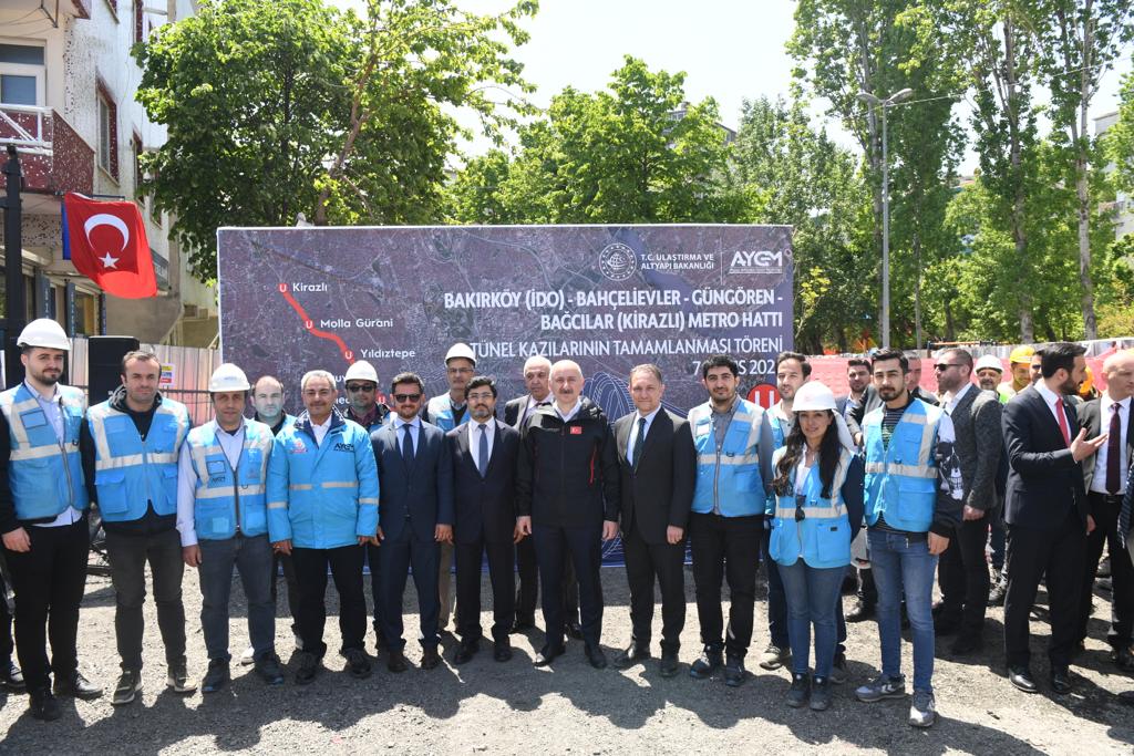 Ulaştırma ve Altyapı Bakanımız Sayın Adil Karaismailoğlu, Bakırköy-Kirazlı Metro Hattı Tünel Kazılarının Tamamlanması Töreni'ne katıldı.