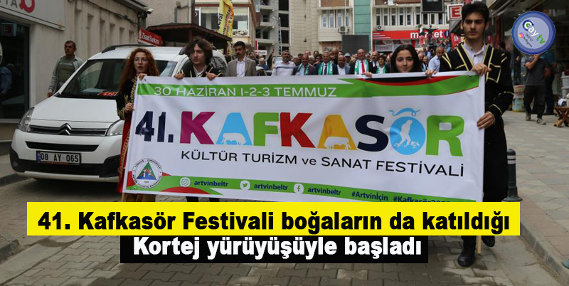 41. Kafkasör Festivali boğaların da katıldığı kortej yürüyüşüyle başladı